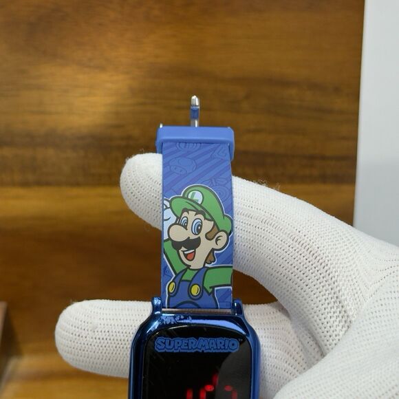 Nintendo Super Mario Digital Watch Mario & Luigi New Note Cosmetic Screen Marks - Picture 11 of 11